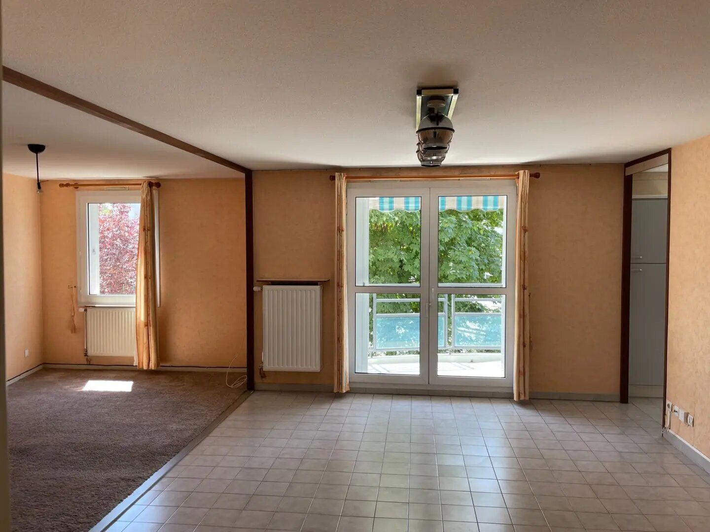 Appartement à louer, 78m², Gières