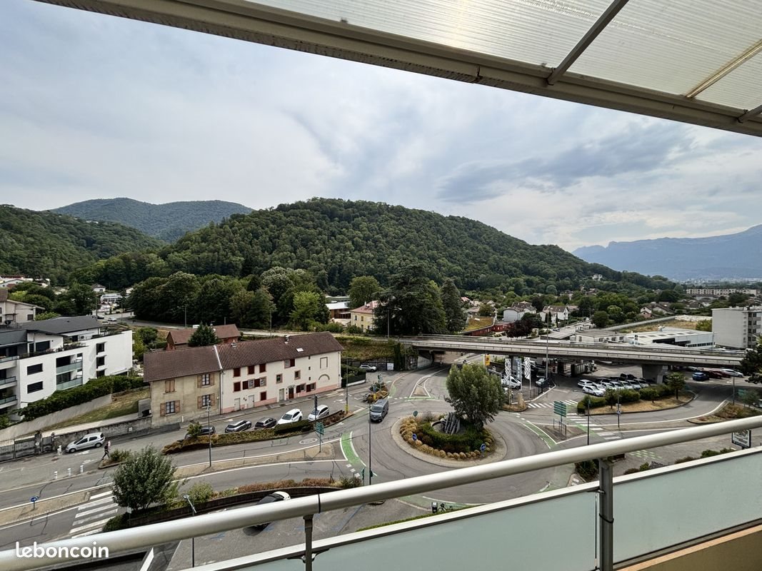 Appartement à louer, 52m², Gières