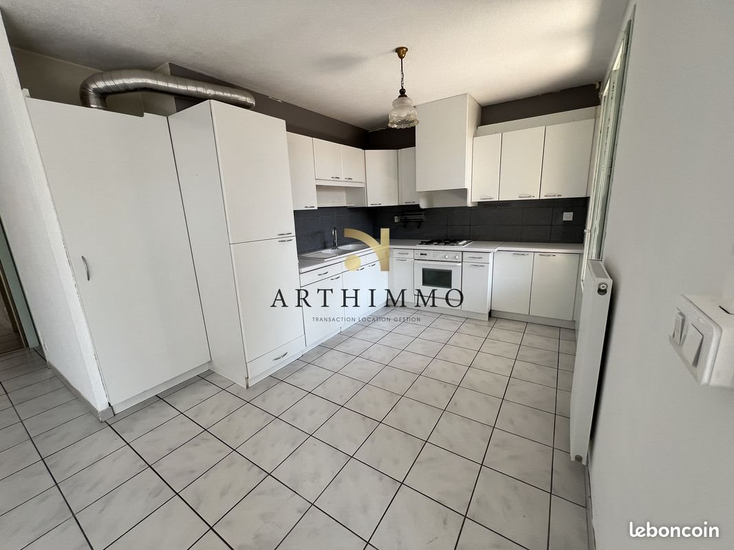 Appartement à louer, 70m², Bourg-de-Péage