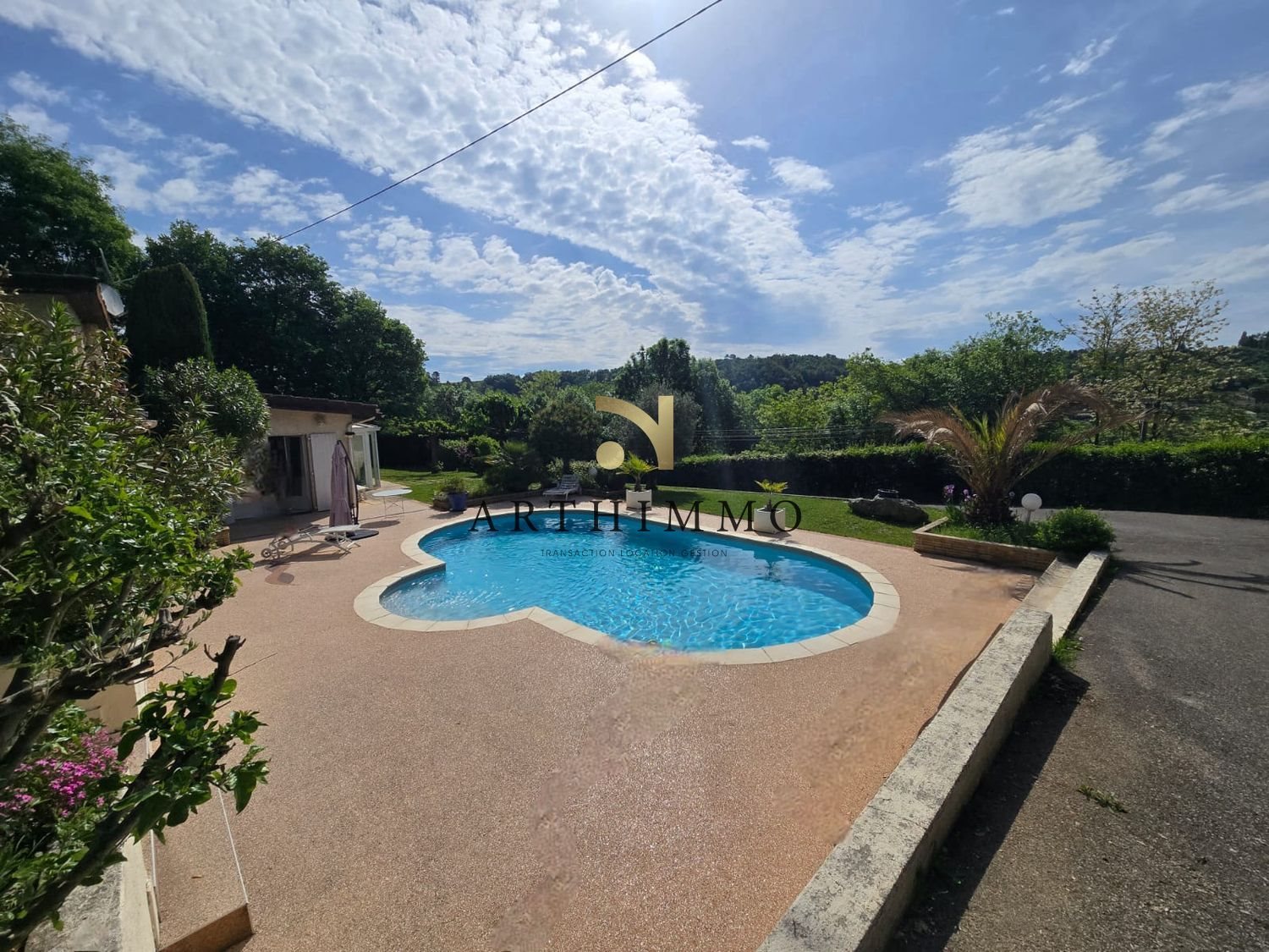 Maison à vendre, 155m², Geyssans