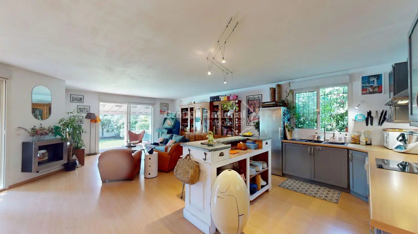 Maison à vendre, 140m², Lunel