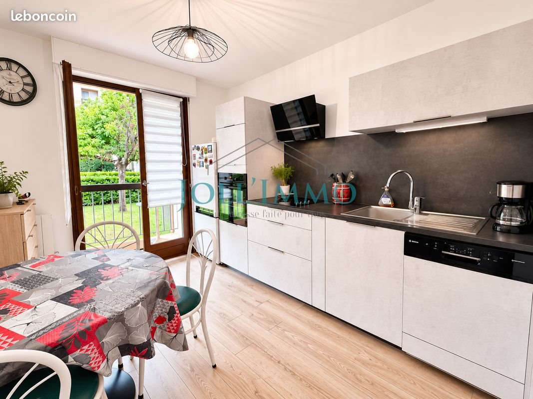 Appartement à vendre, 56m², Roussillon