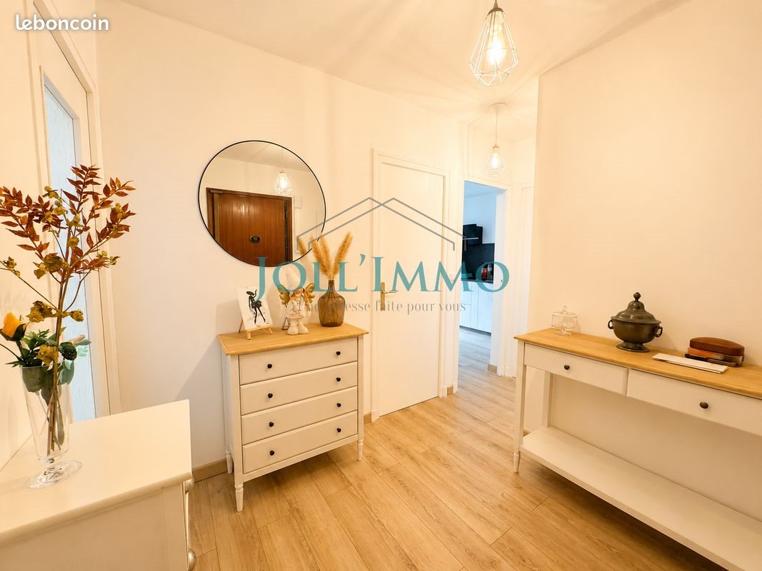 Appartement à vendre, 56m², Roussillon
