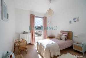 Appartement à vendre, 104m², Roussillon