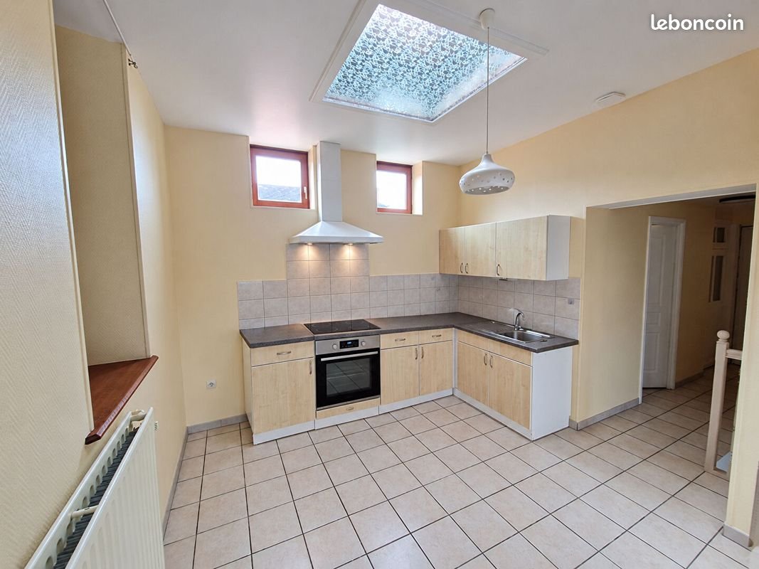 Appartement à louer, 82m², Avesnes-les-Aubert