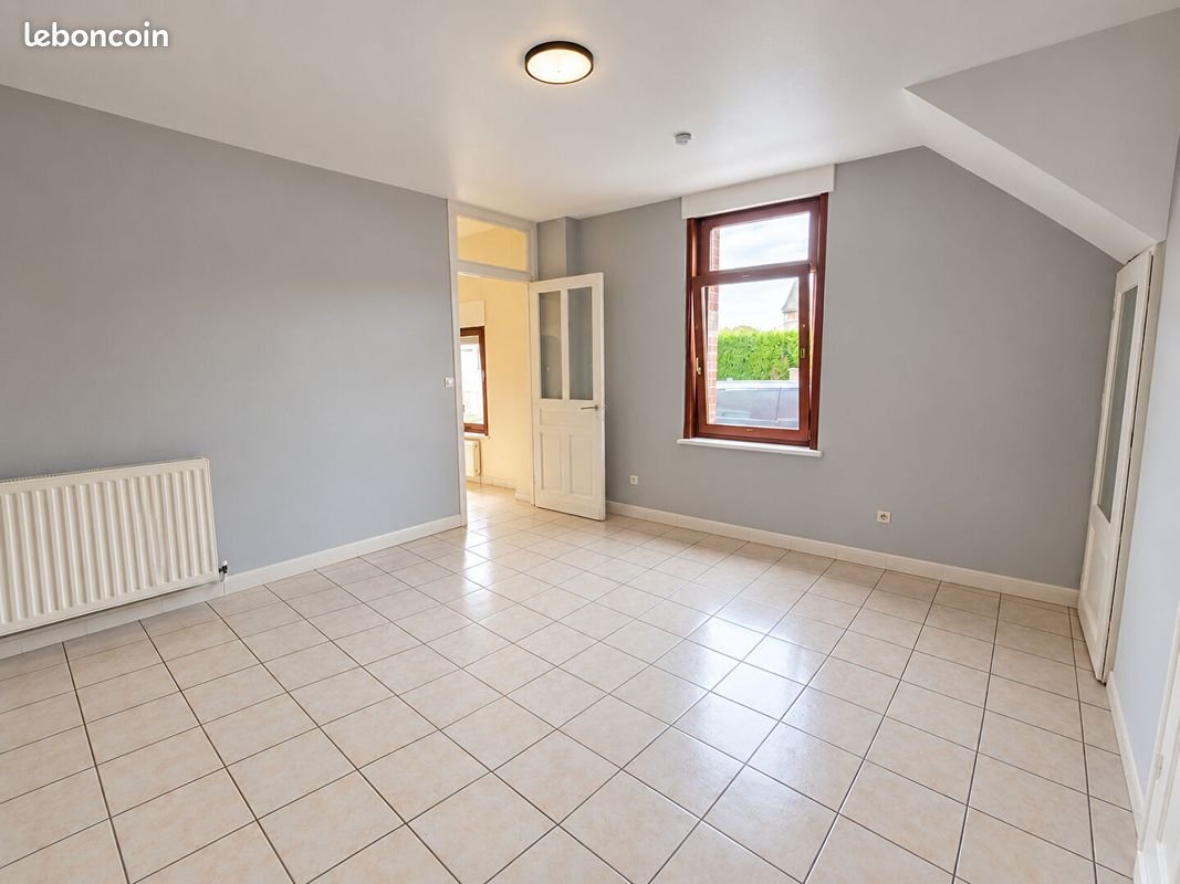 Appartement à louer, 82m², Avesnes-les-Aubert