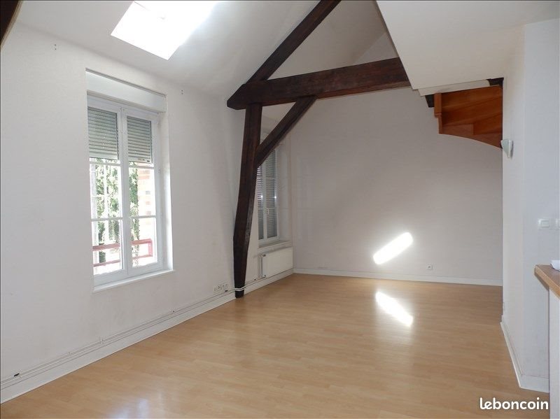 Appartement à louer, 65m², Moulins