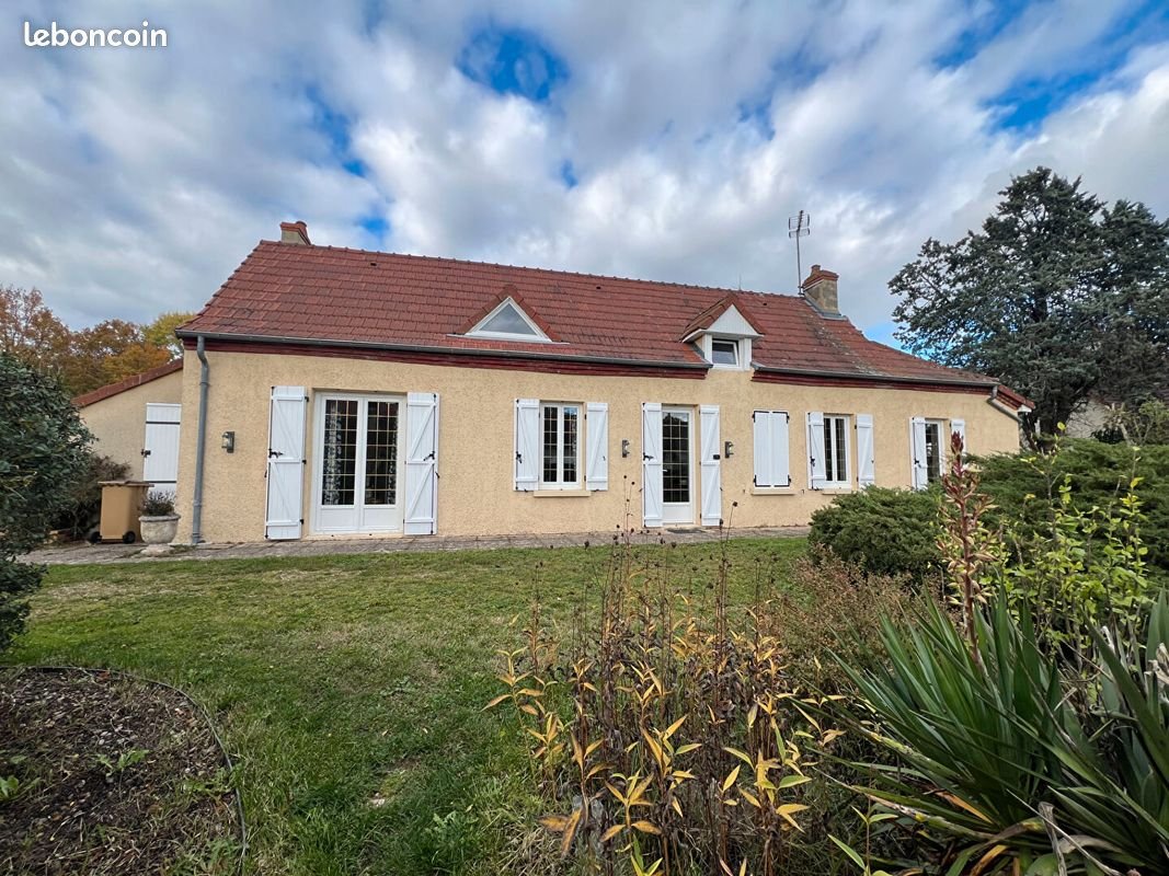 Maison à vendre, 166m², Neuilly-le-Réal