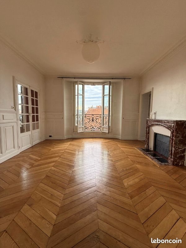 Appartement à louer, 88m², Moulins