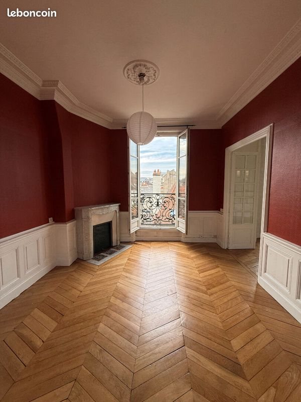 Appartement à louer, 88m², Moulins