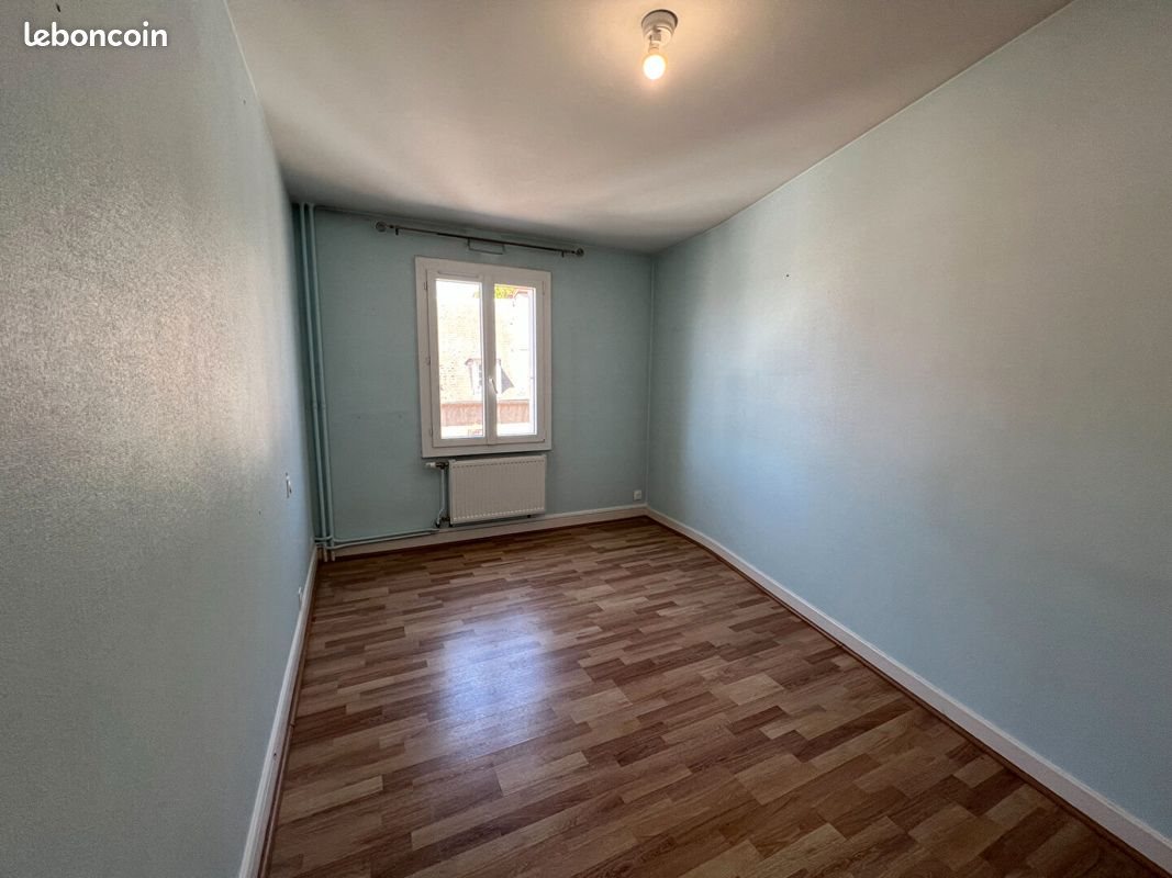 Appartement à louer, 51m², Moulins