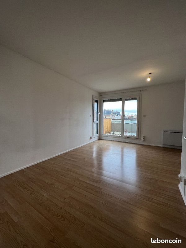 Appartement à louer, 35m², Moulins