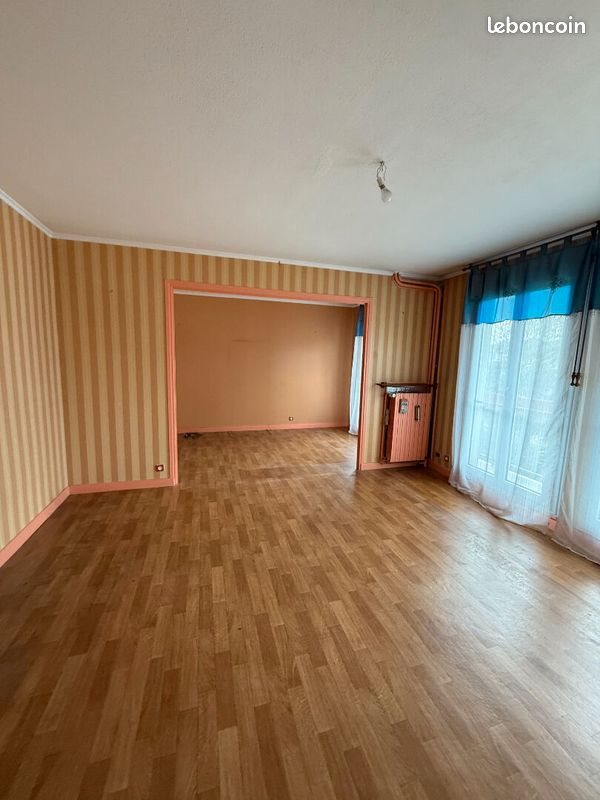 Appartement à louer, 76m², Moulins