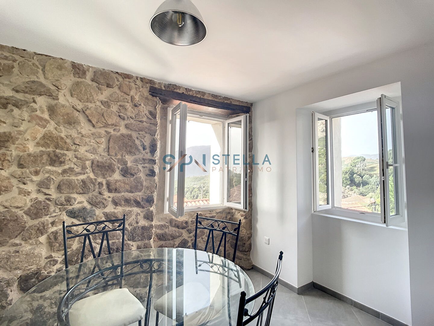 Maison à louer, 50m², Peri