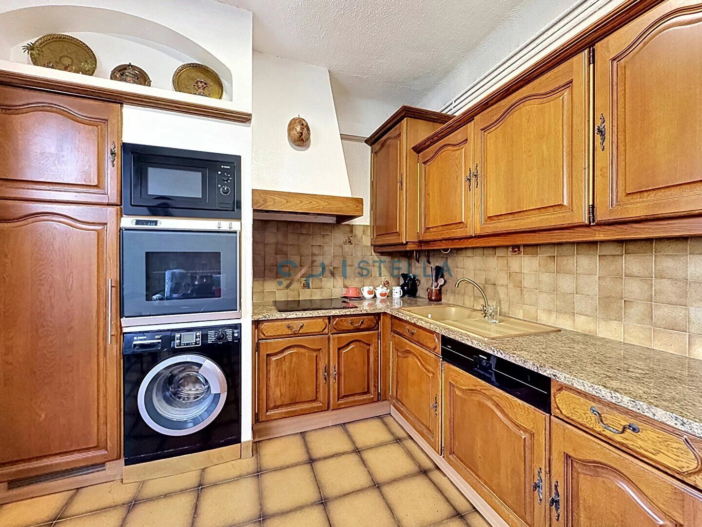 Appartement à louer, 107m², Ajaccio