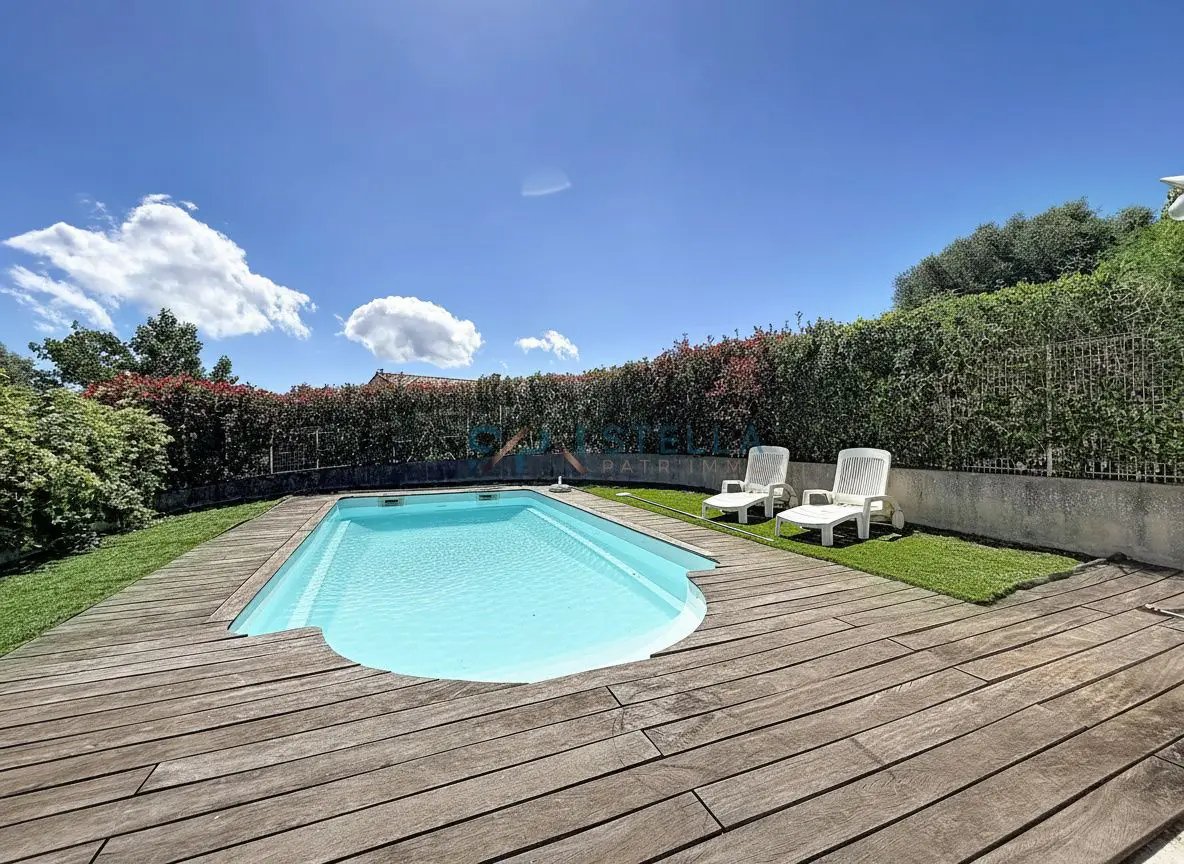 Maison à vendre, 141m², Afa