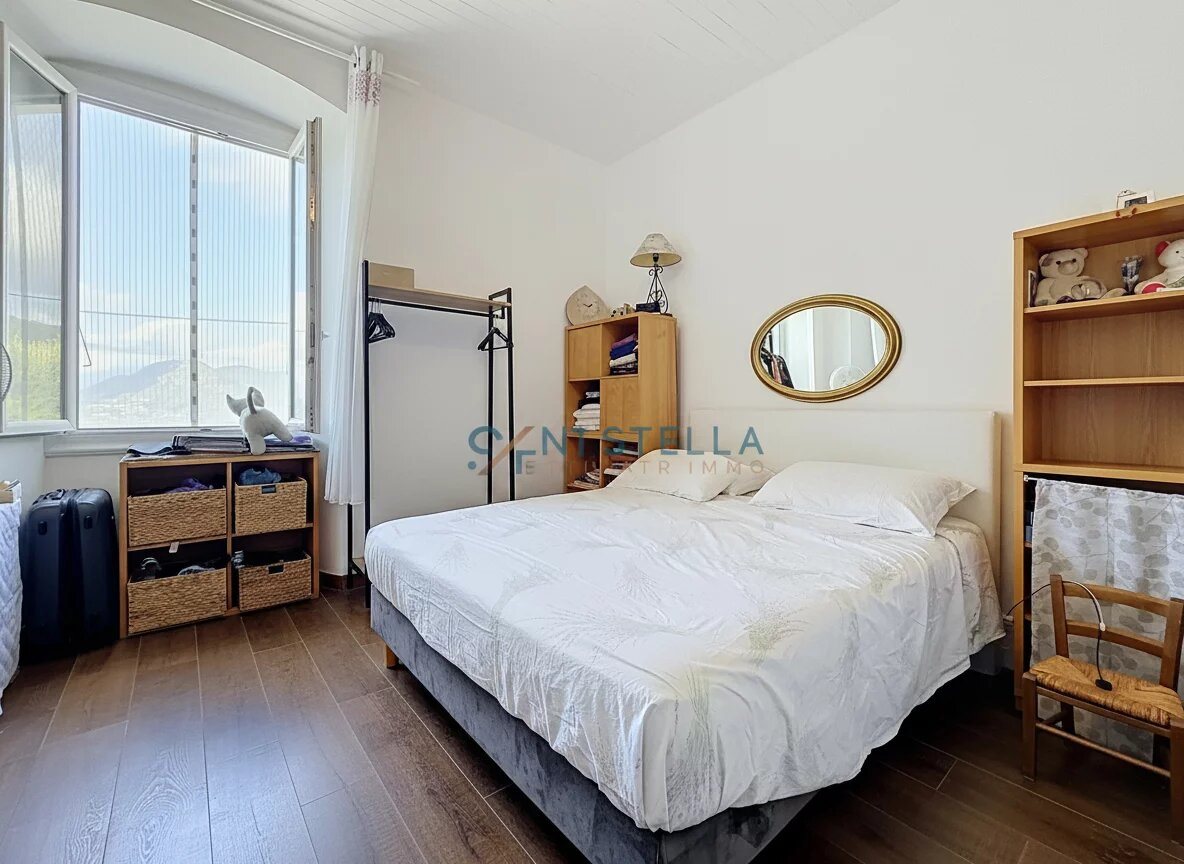 Appartement à louer, 62m², Calcatoggio