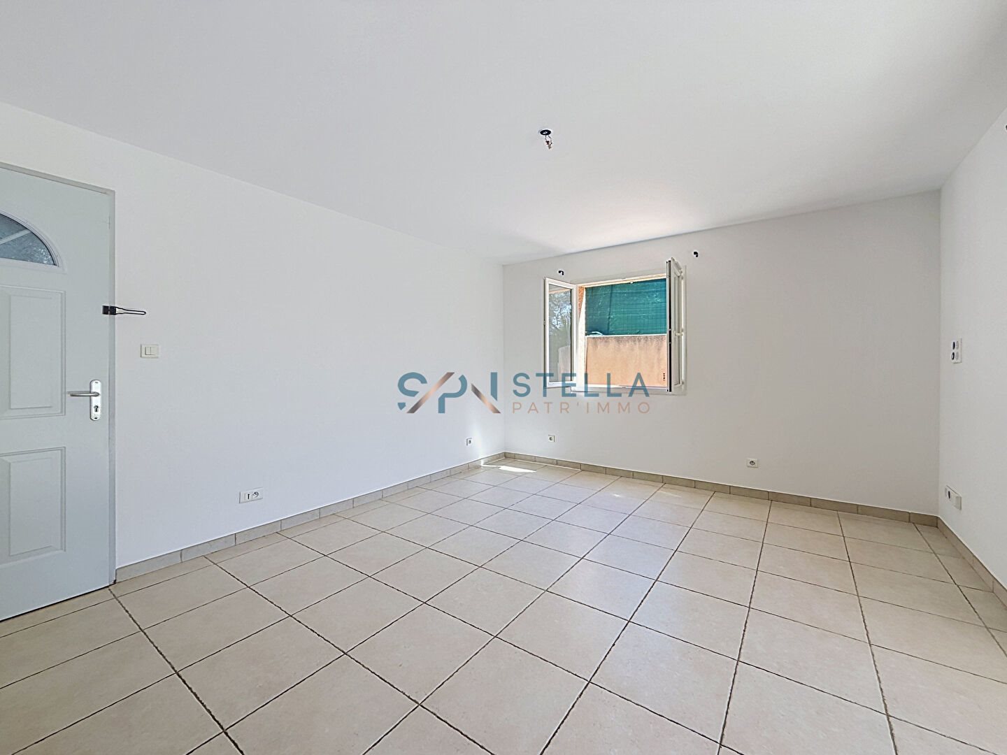 Appartement à louer, 65m², Bastelicaccia
