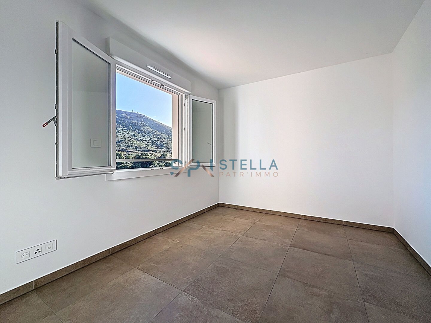 Appartement à louer, 47m², Sarrola-Carcopino