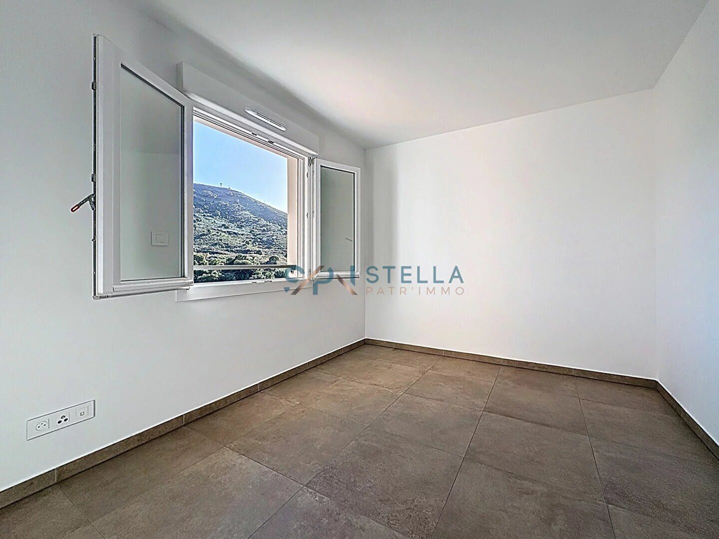 Appartement à louer, 47m², Sarrola-Carcopino