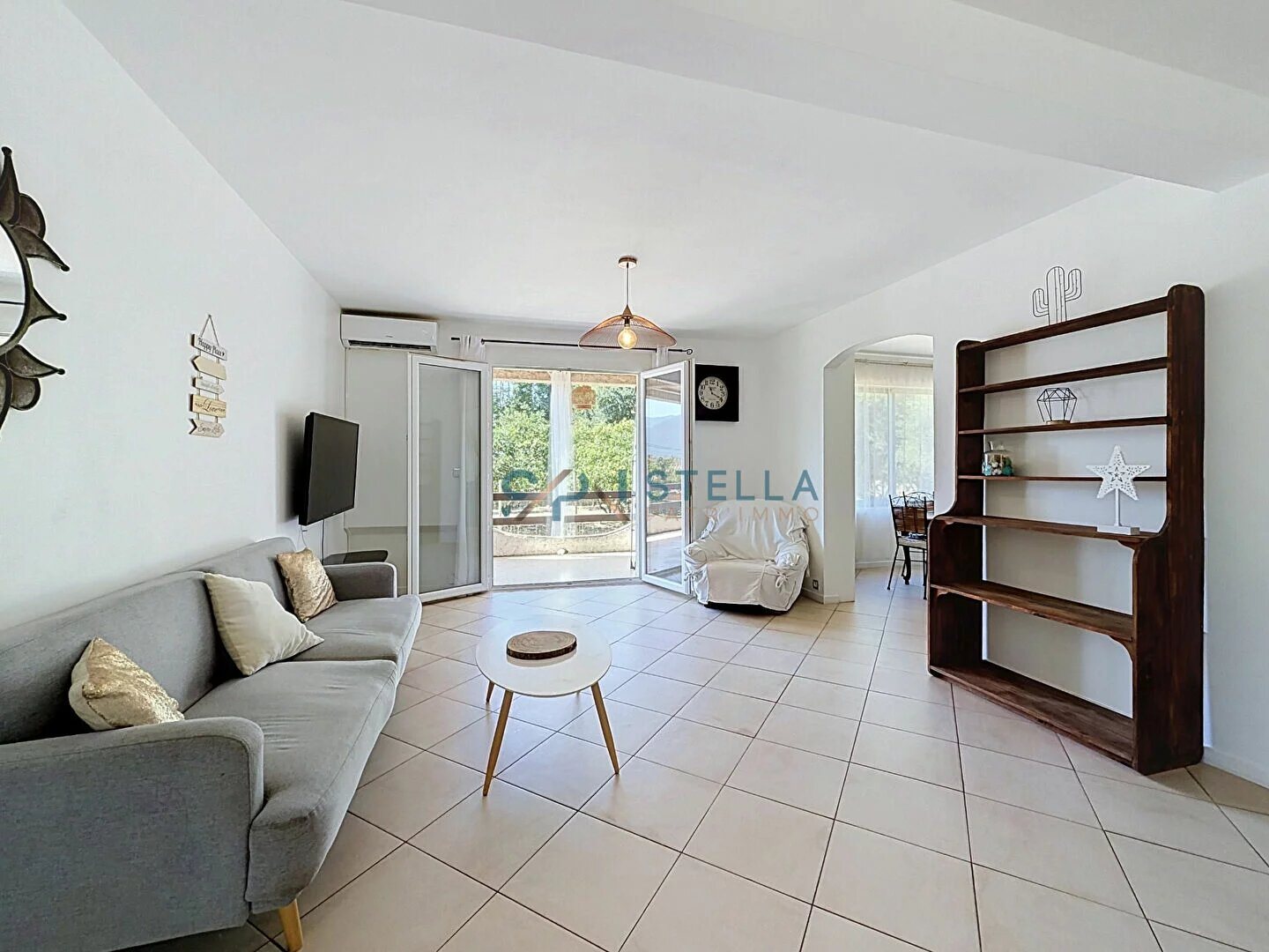 Appartement à louer, 82m², Bastelicaccia