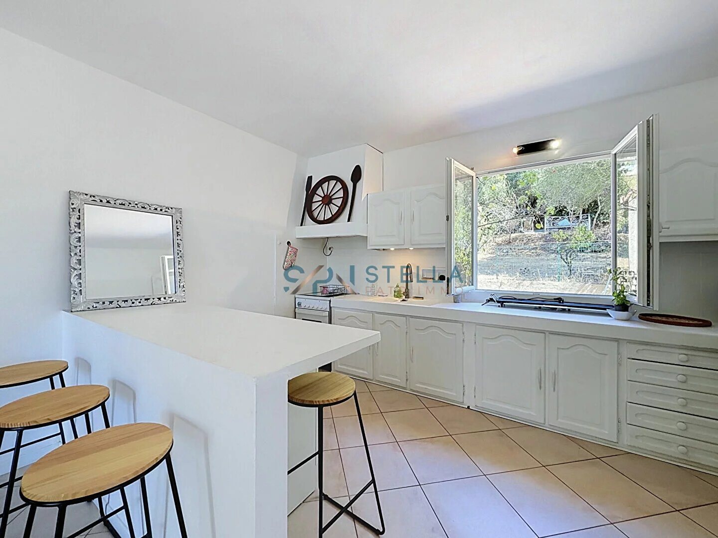 Appartement à louer, 82m², Bastelicaccia