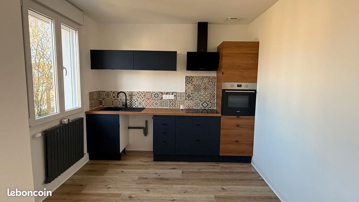 Maison à louer, 85m², Saint-Thégonnec