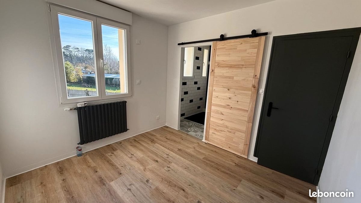 Maison à louer, 85m², Saint-Thégonnec