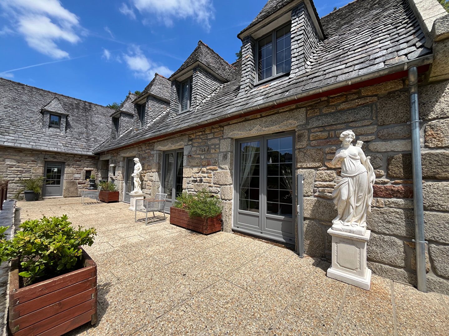 Maison à vendre, 324m², Huelgoat