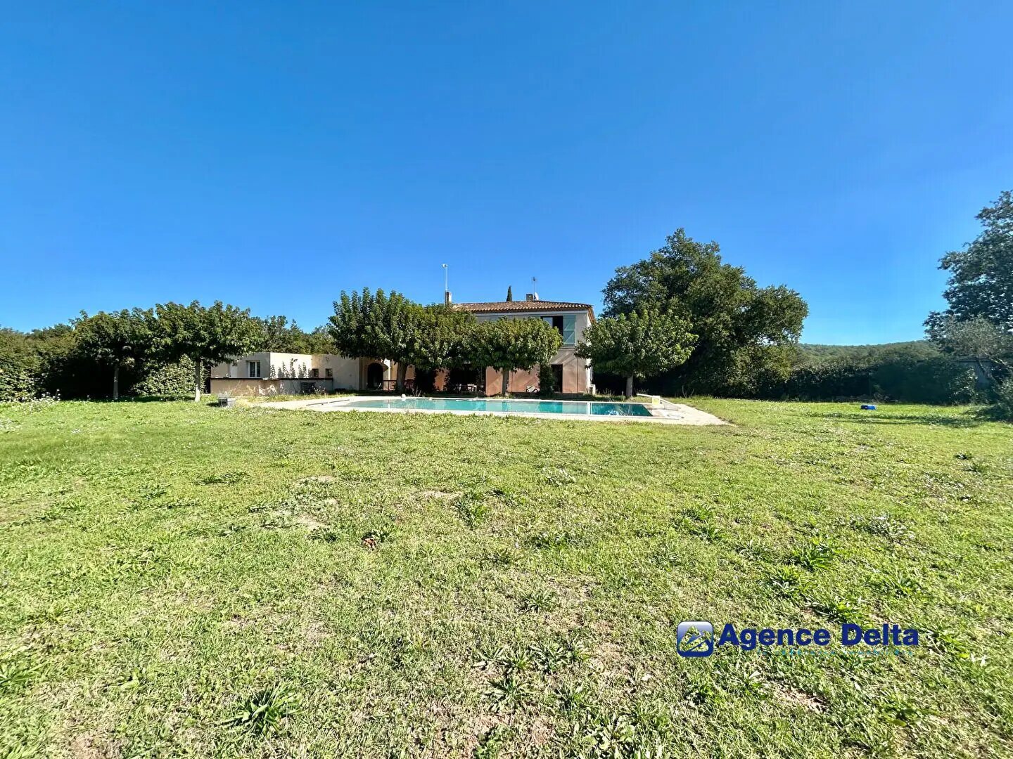 Maison à vendre, 222m², Cuers
