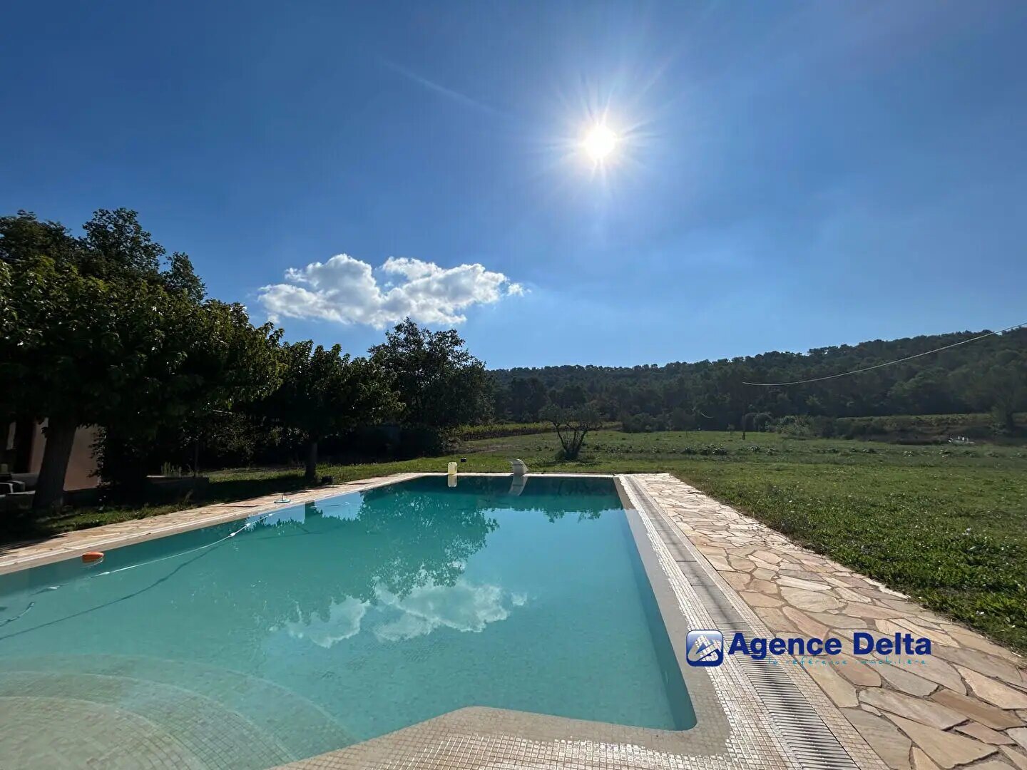 Maison à vendre, 222m², Cuers