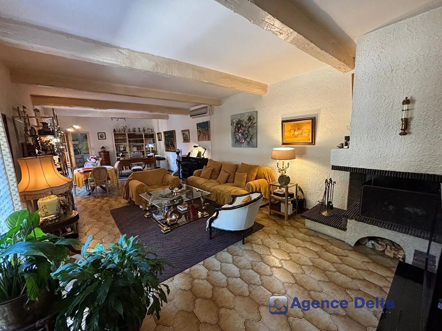 Maison à vendre, 266m², La Crau