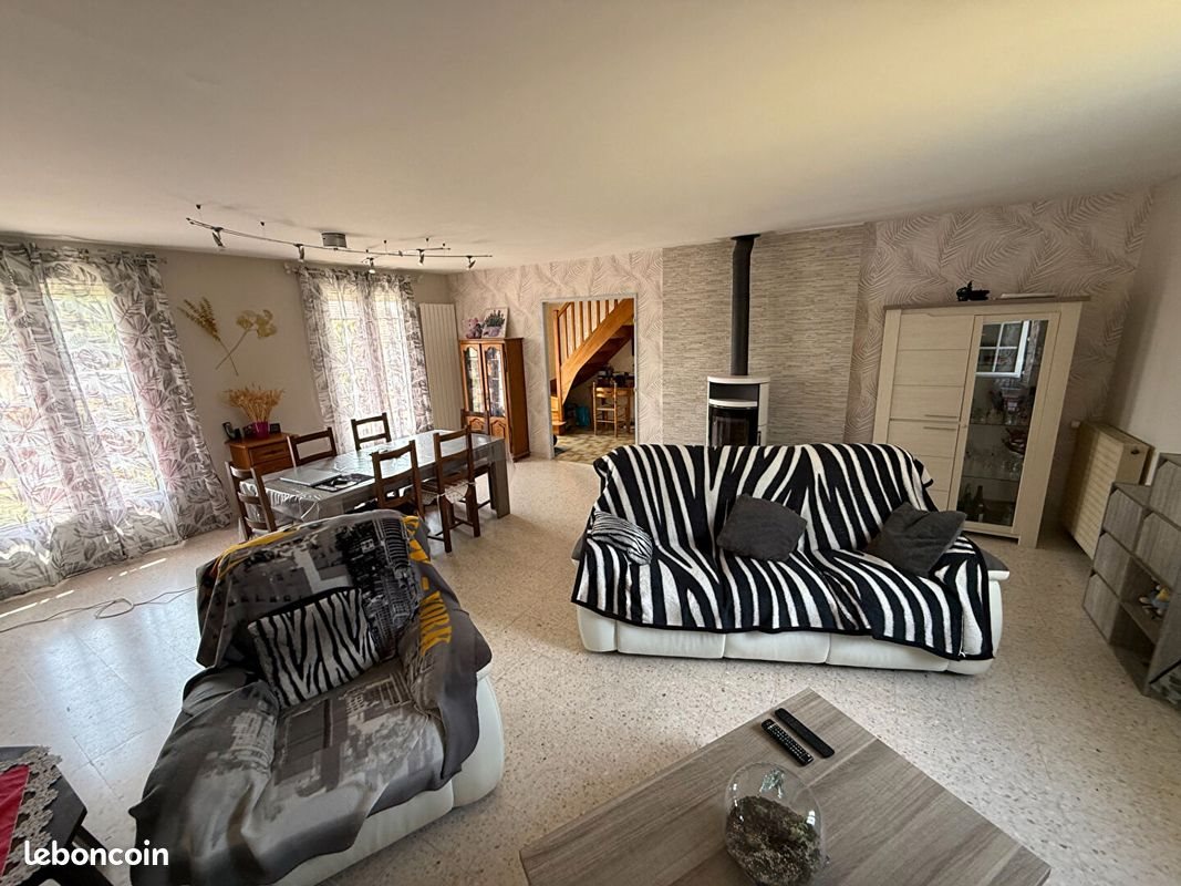 Maison à vendre, 109m², Auvers-le-Hamon