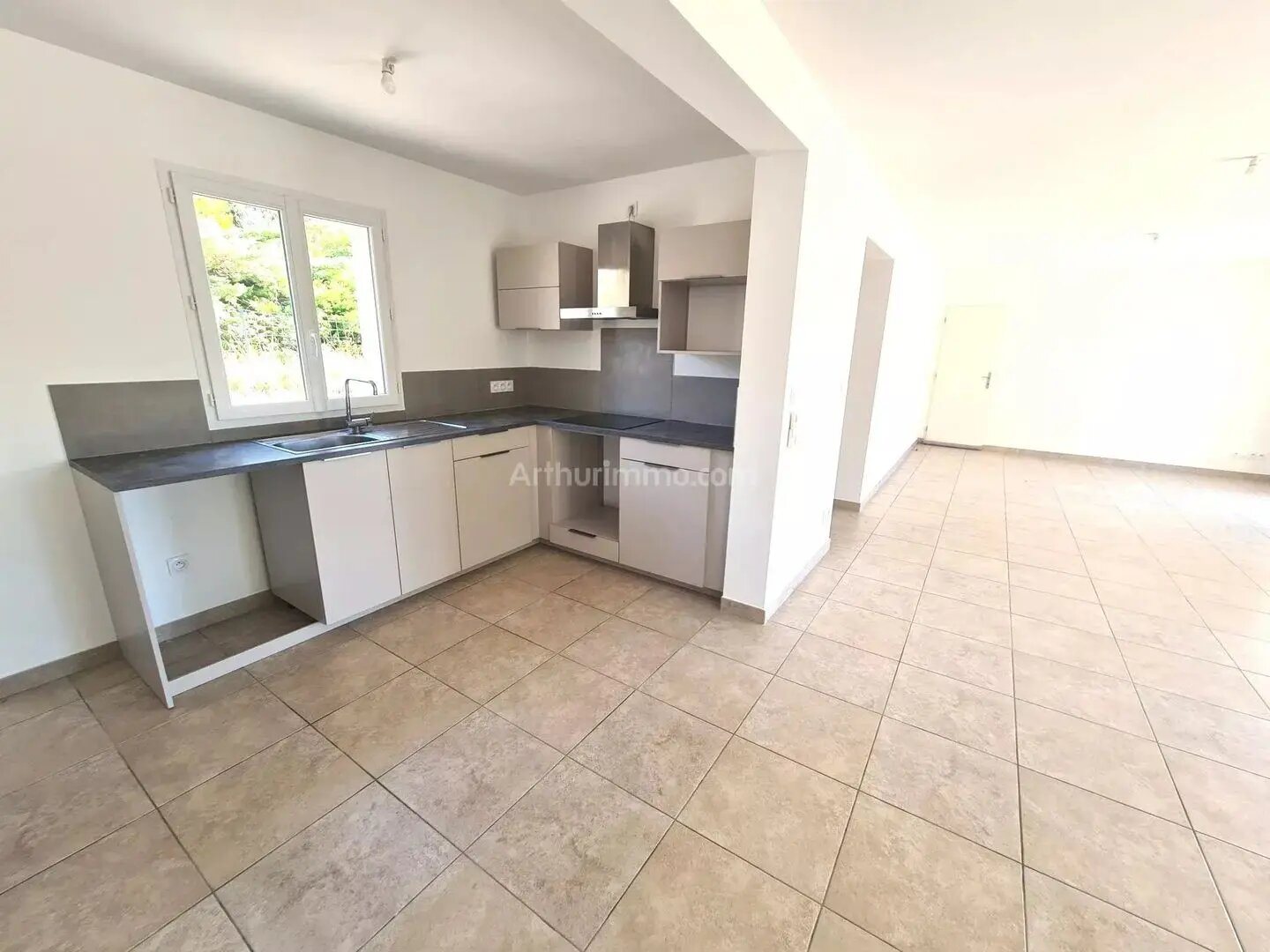 Maison à louer, 132m², Draguignan