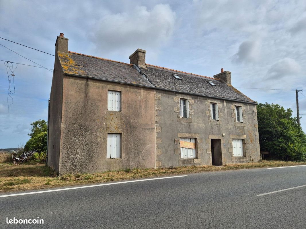 Maison à vendre, 92m², Plougoulm