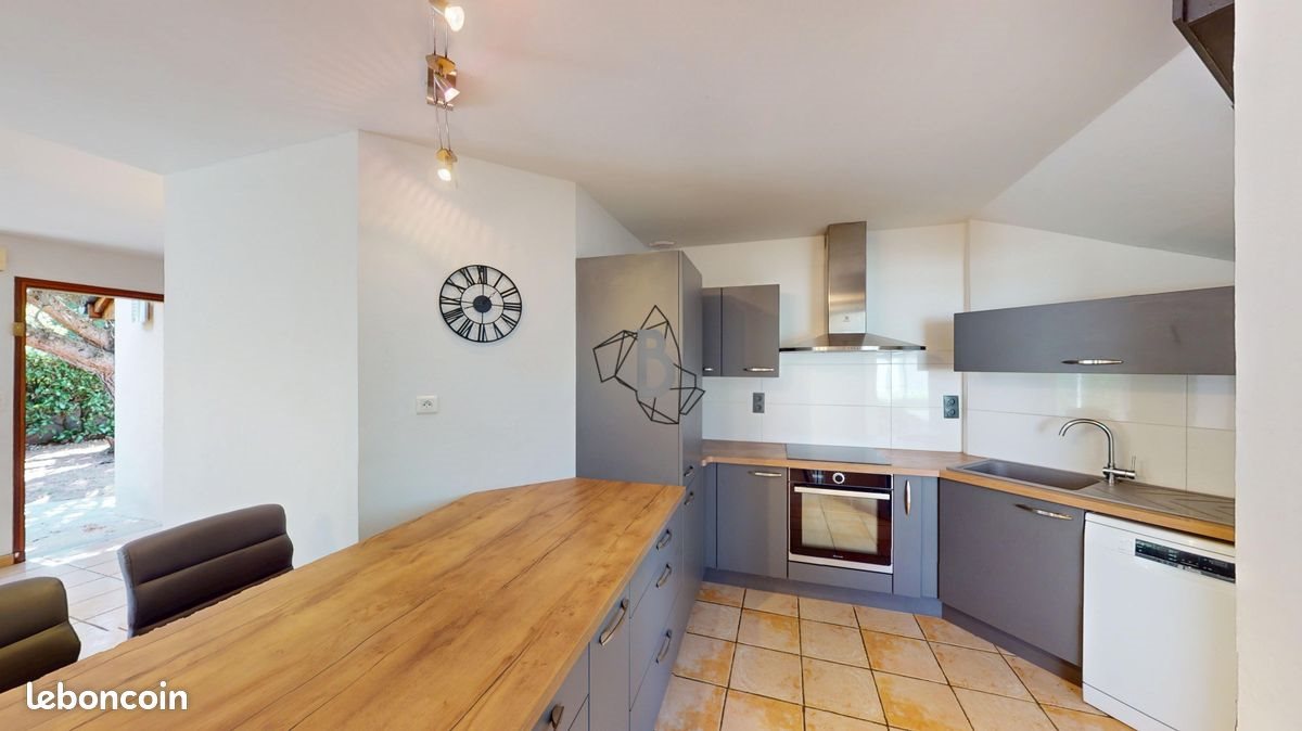 Maison à vendre, 117m², Le Monastère