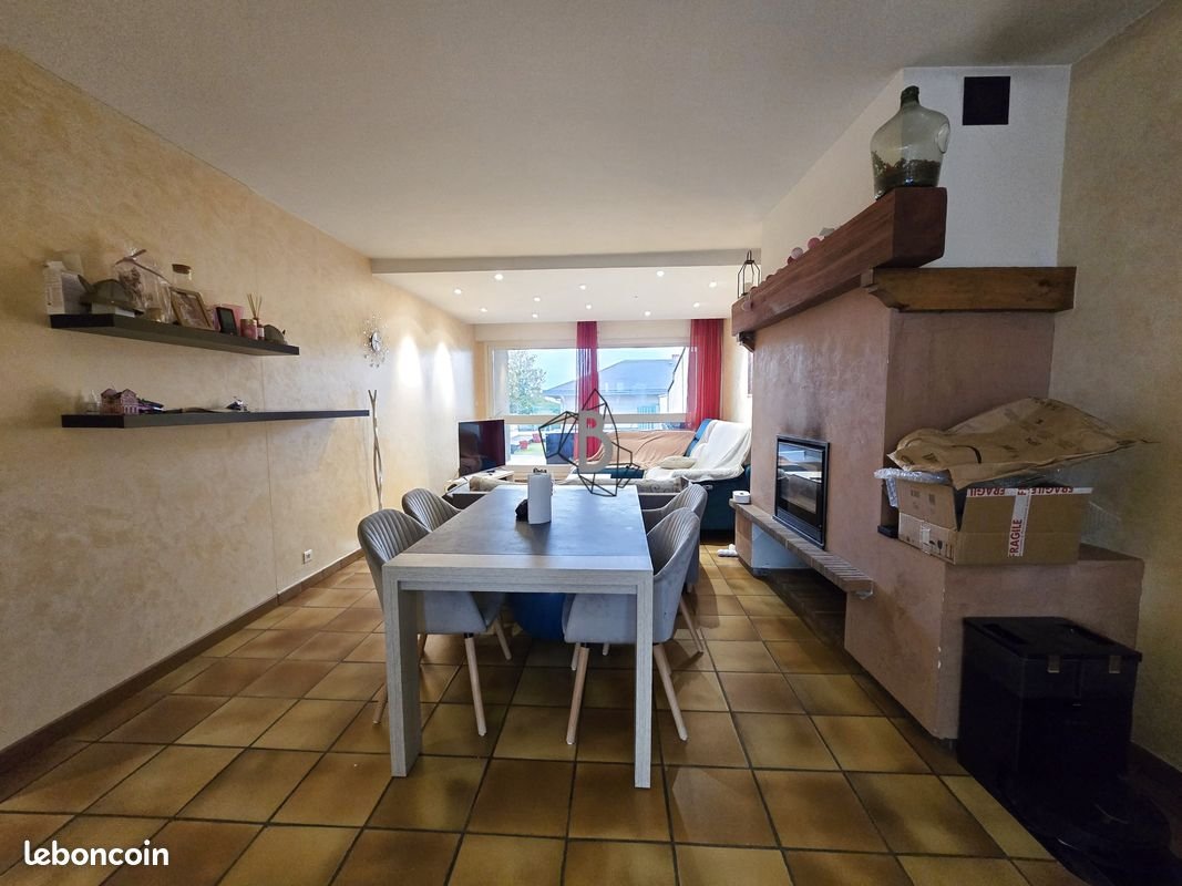 Appartement à louer, 100m², Baraqueville