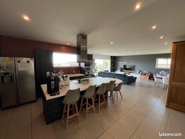 Maison à vendre, 146m², Valderiès