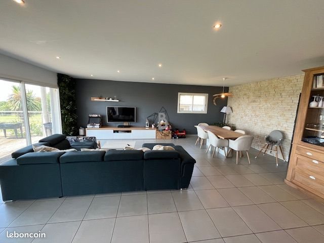 Maison à vendre, 146m², Valderiès