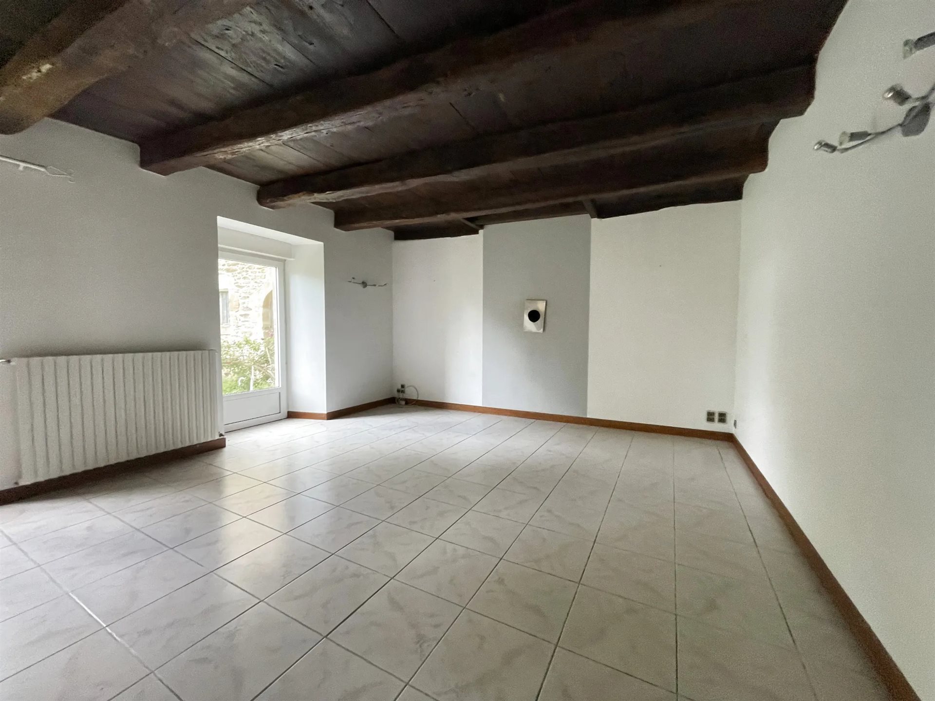 Maison à louer, 156m², Manhac