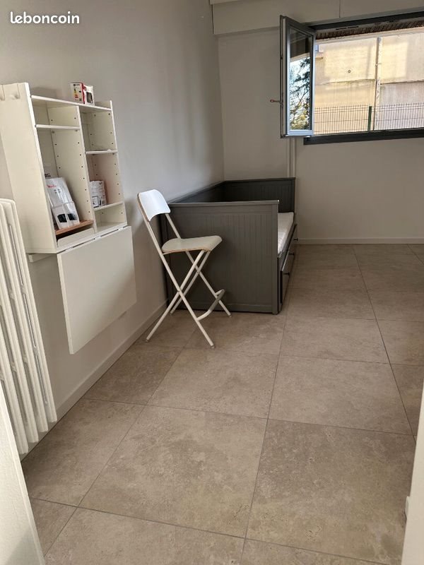 Appartement à louer, 17m², Metz