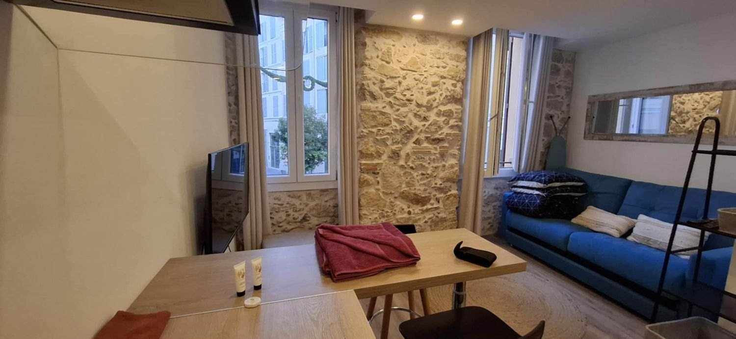 Appartement à louer, 15m², Antibes