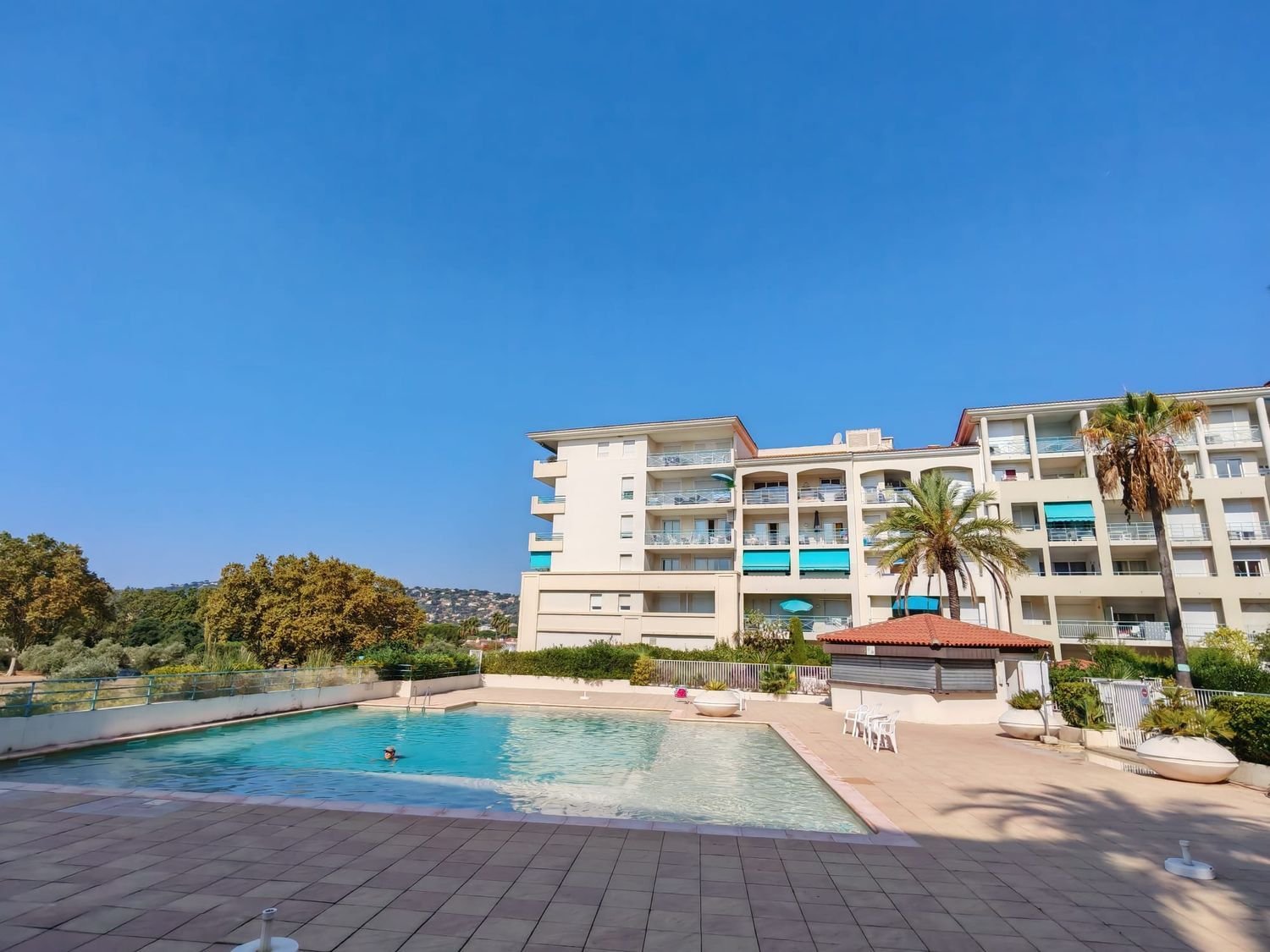 Appartement à louer, 27m², Antibes