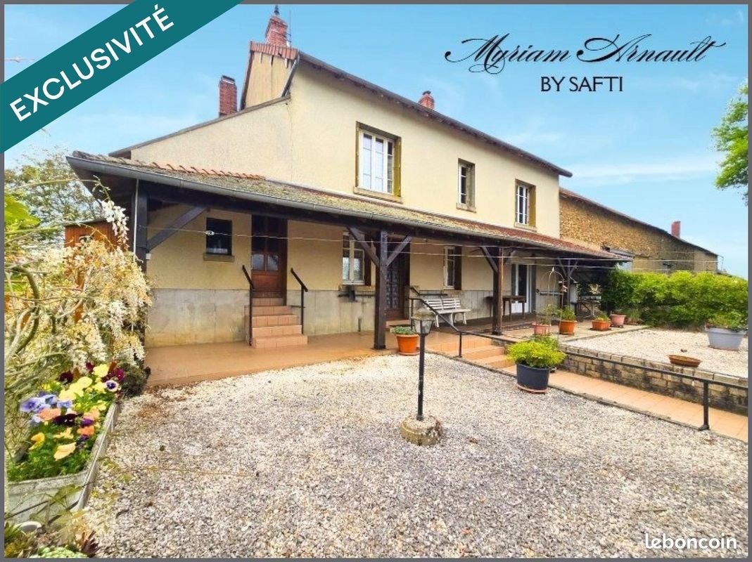 Maison à vendre, 117m², Lafat