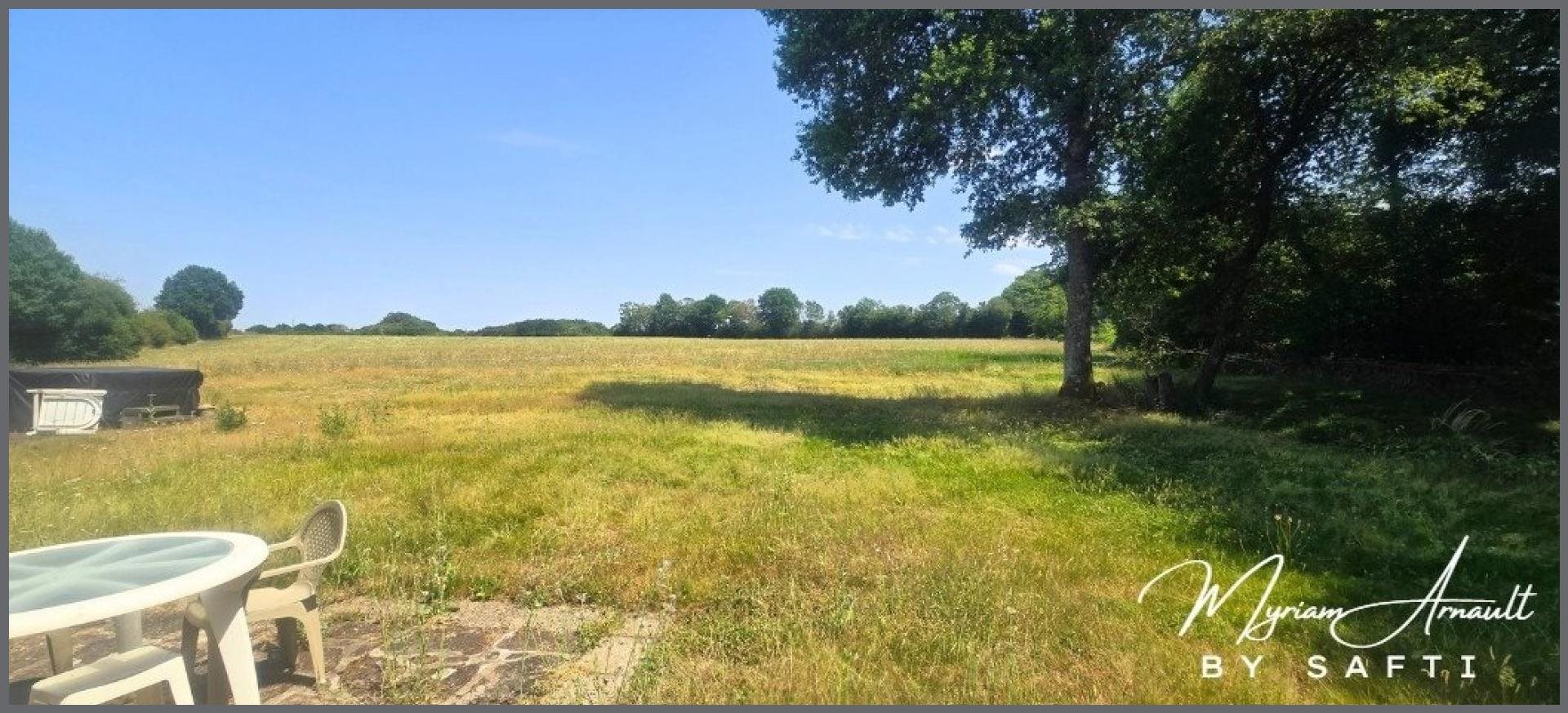 Maison à vendre, 95m², Azerables