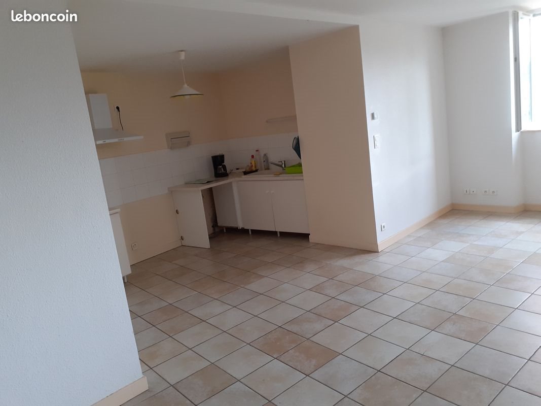 Appartement à louer, 70m², Saint-Rémy-sur-Durolle