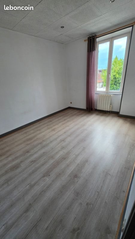 Appartement à louer, 37m², Gray