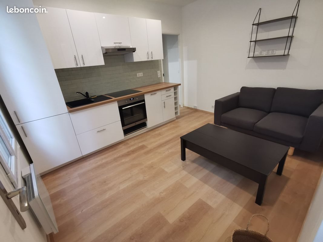 Appartement à louer, 24m², Paris 20ème