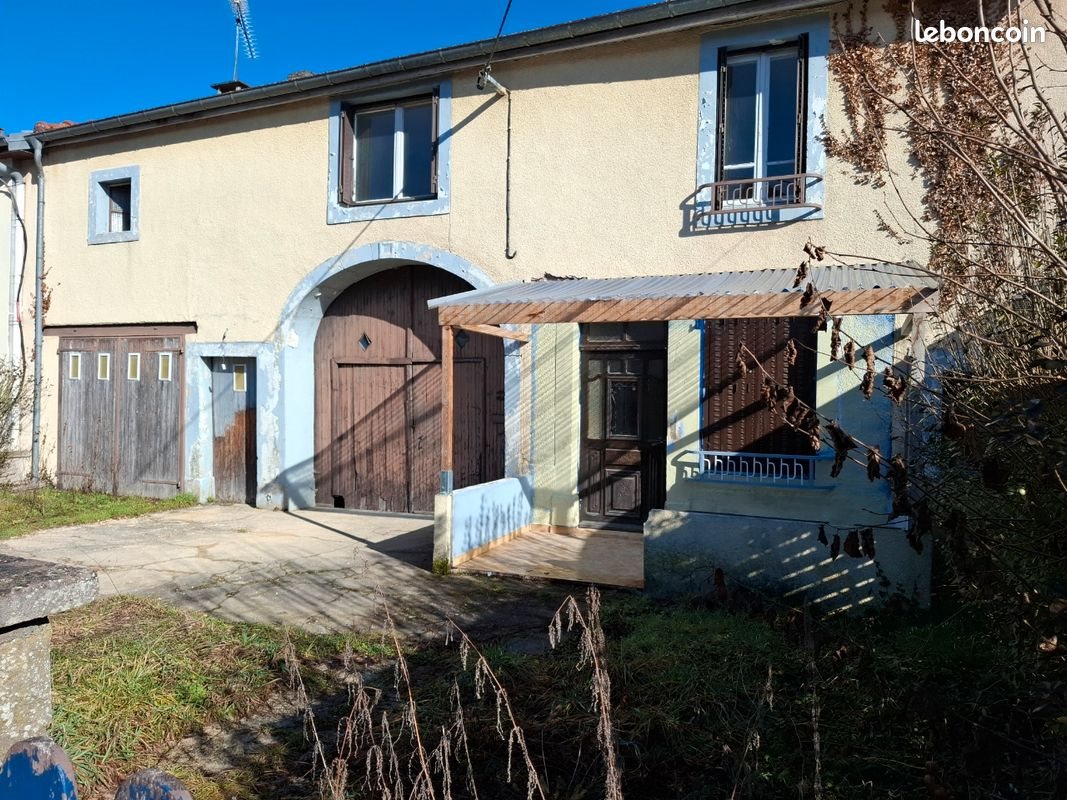 Maison à louer, 100m², Corre