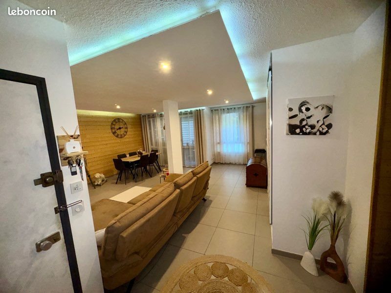 Appartement à vendre, 75m², Cran-Gevrier